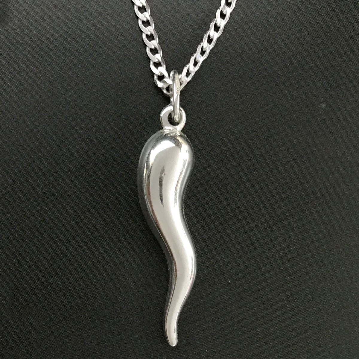 Italian Horn Curb Chain Necklace 18 20 24 Inches S392027