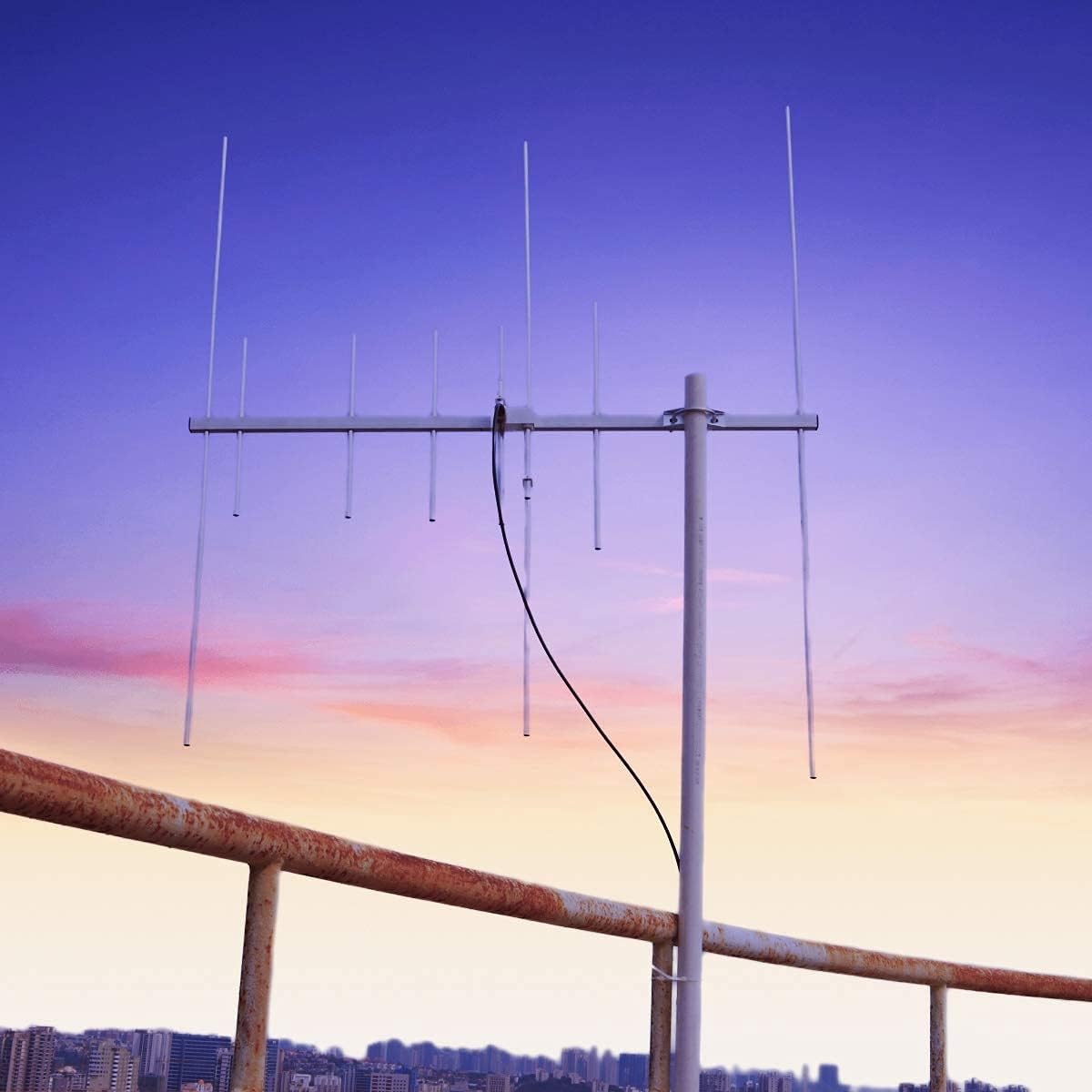 Dual Band Outdoor Yagi Antenna 8 Elements 3 Sections A868